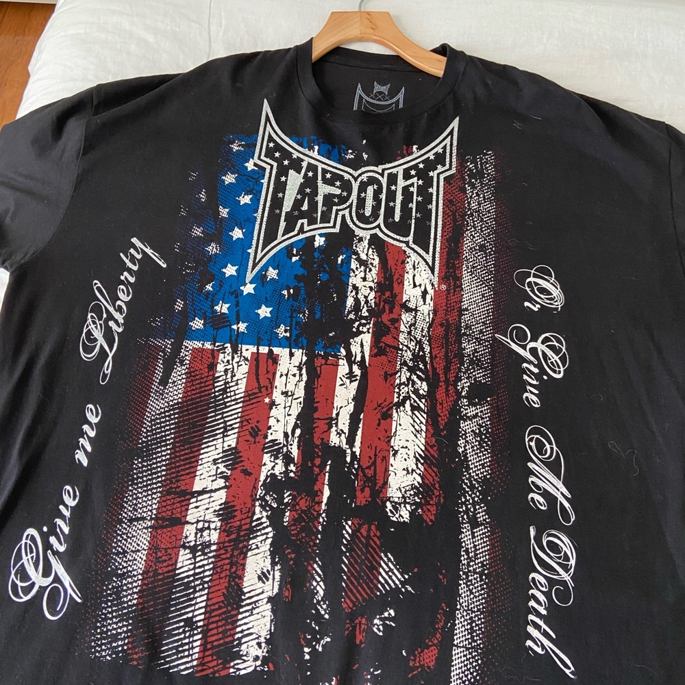 TAP OUT Hendo tee new